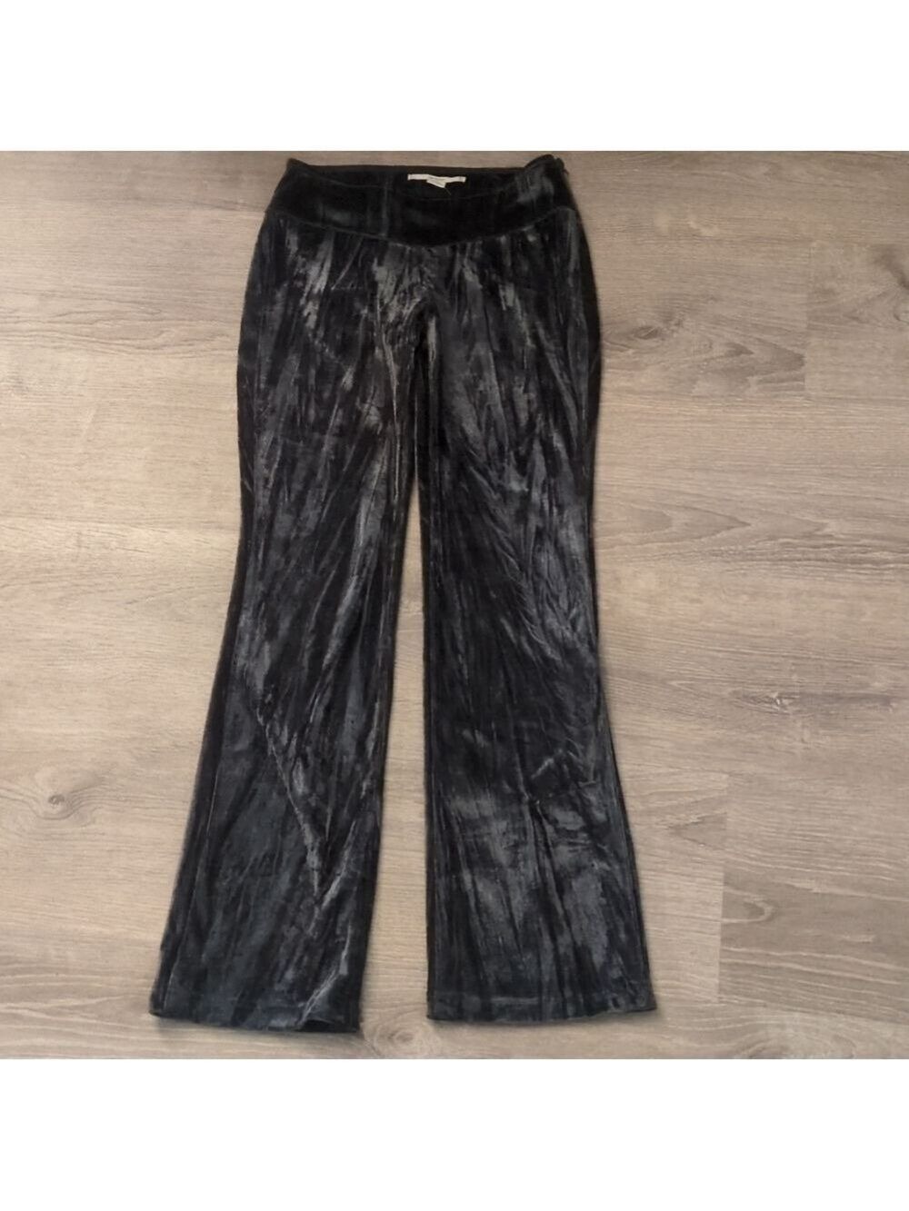 Kimchi blue x urban outfitters green velour pants size XS